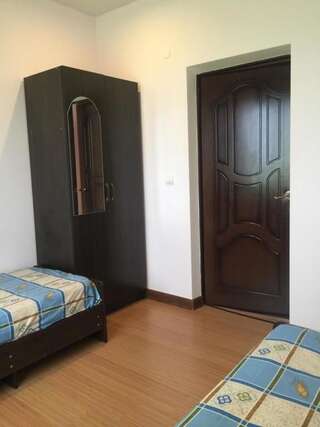 Гостевой дом Guest house on Gagarina 10 Новый Афон Стандартный двухместный номер с 1 кроватью или 2 отдельными кроватями-4